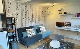 Maisonnette Dans Jardin Partage