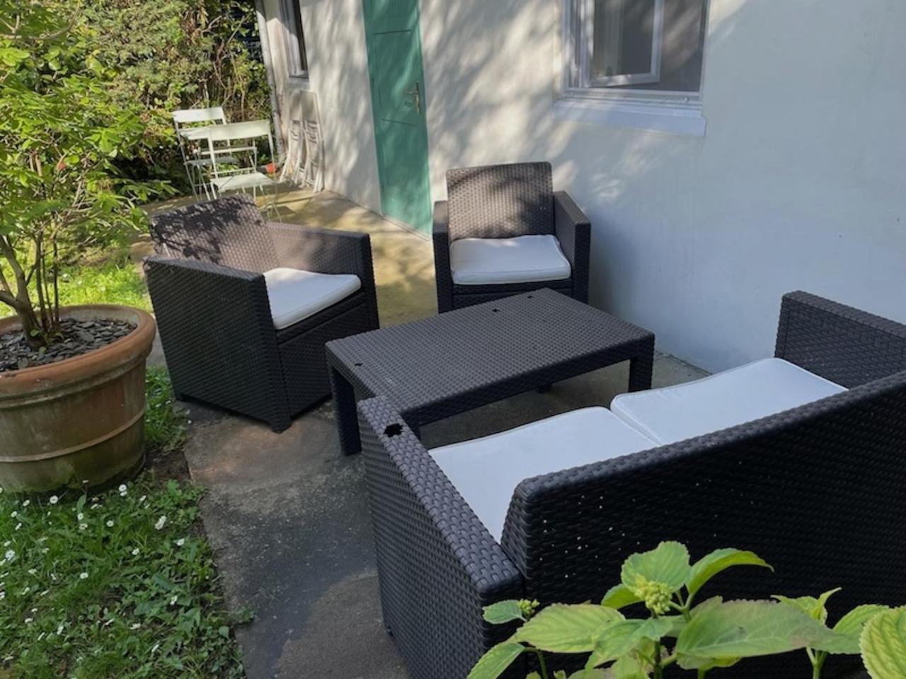 Maisonnette Dans Jardin Partage Bois-Colombes Extérieur photo