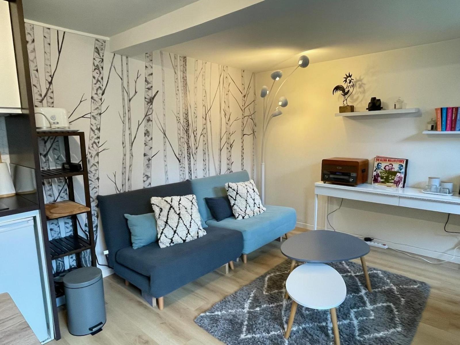Maisonnette Dans Jardin Partage Bois-Colombes Extérieur photo